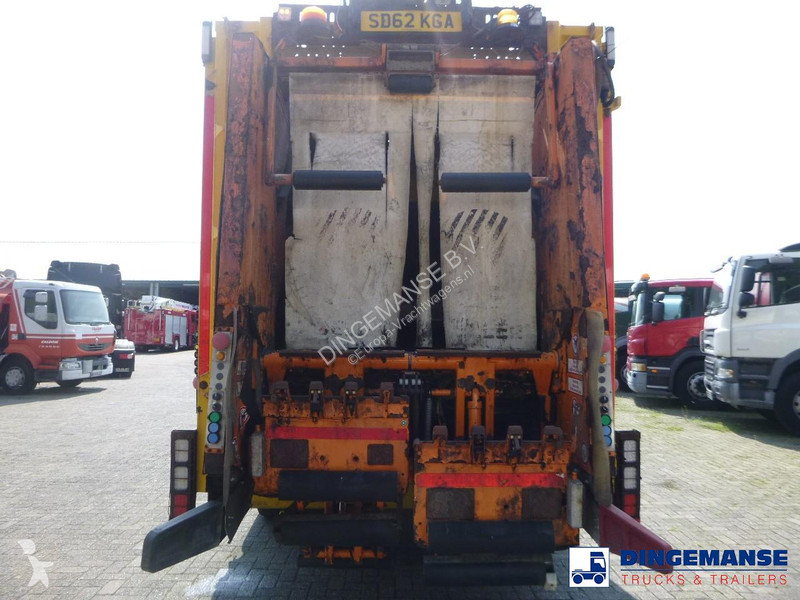 آلة لصيانة الطرق Mercedes 2633 6x4 RHD Euro 5...