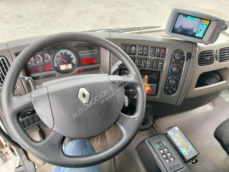 آلة لصيانة الطرق Renault 320.19