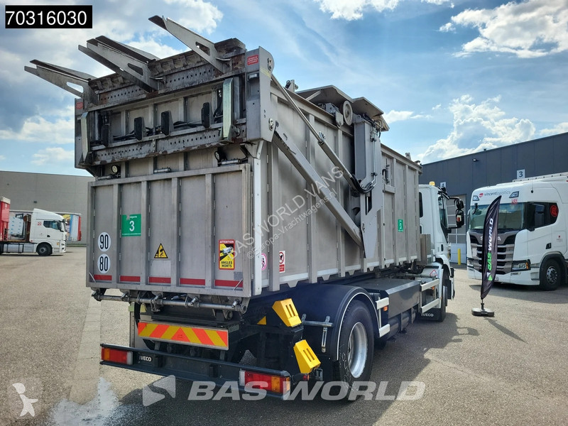 آلة لصيانة الطرق Iveco 330 4X2 Slaughter waste...