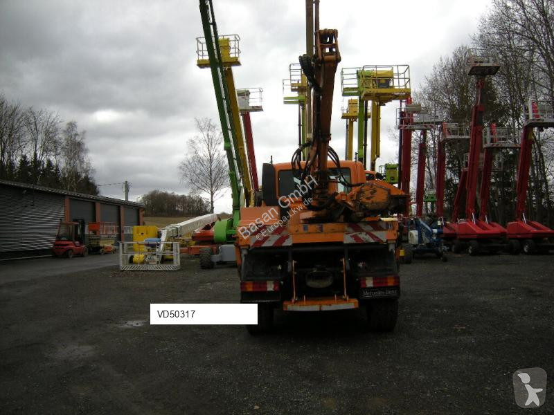 Engin de voirie Mercedes Unimog U400 Mähzug, Mulag