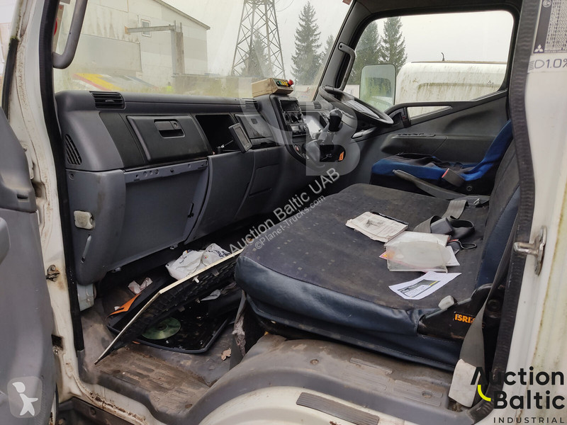 Komunálne vozidlo Mitsubishi Fuso
