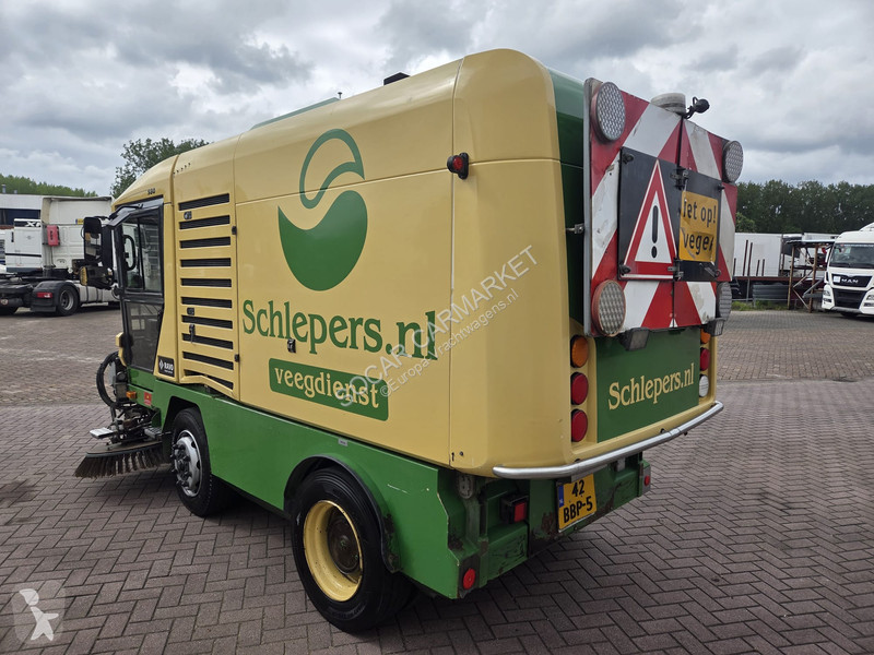 آلة لصيانة الطرق Ravo 580 Sweeper, third arm,...