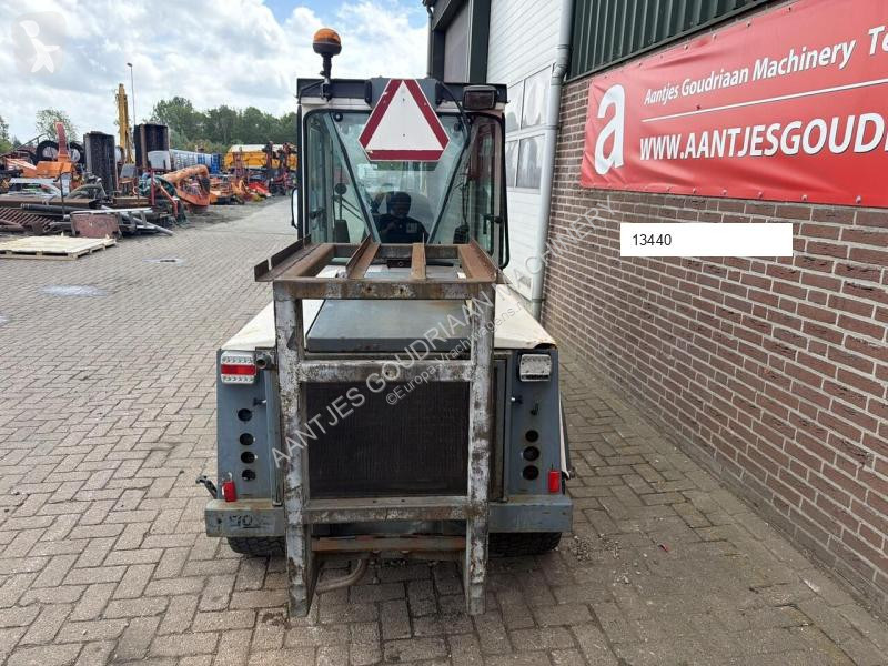Engin de voirie  Werktuigdrager Trans pro 54