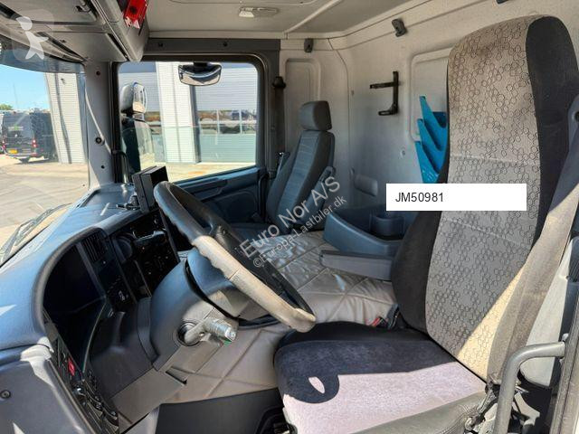 آلة لصيانة الطرق  SCANIA P360 6x4 Hvidtved...
