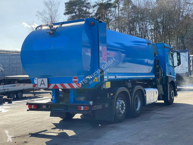Engin de voirie Mercedes 2533 EU6 Zoeller...