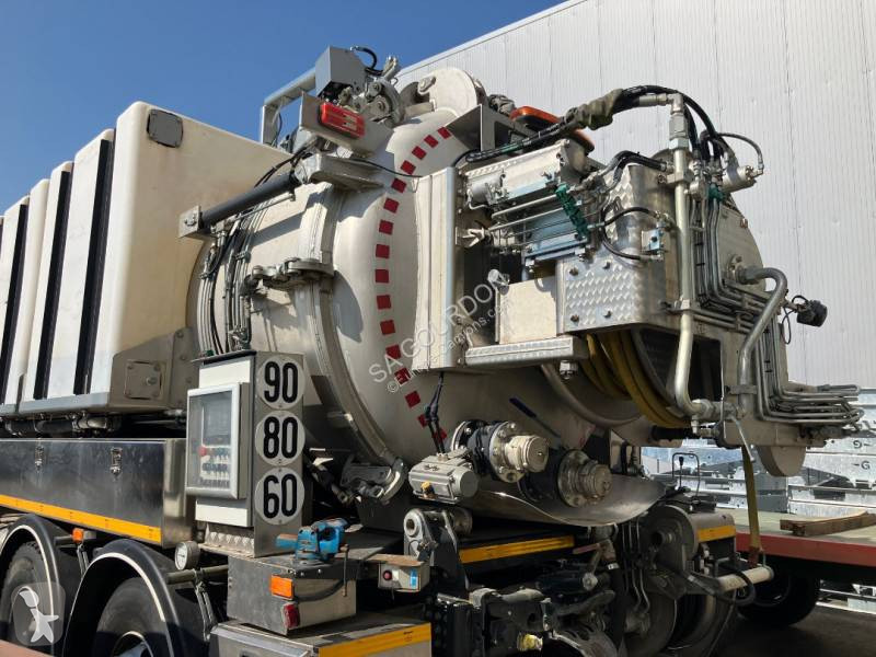 Mercedes 2546 road network trucks