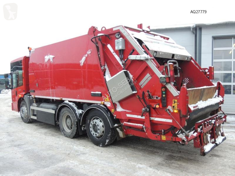 آلة لصيانة الطرق Mercedes KG-HB