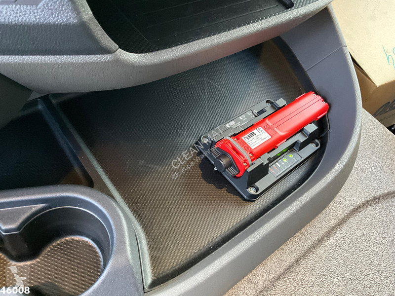 آلة لصيانة الطرق DAF N XD 220 Hiab 23 Tonmeter...