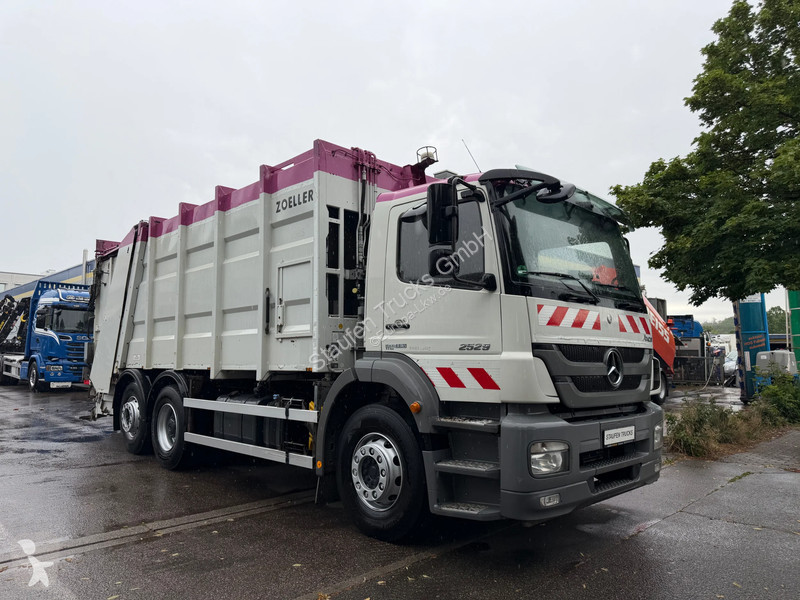 Engin de voirie Mercedes 2529 6 Stück Müllwagen...