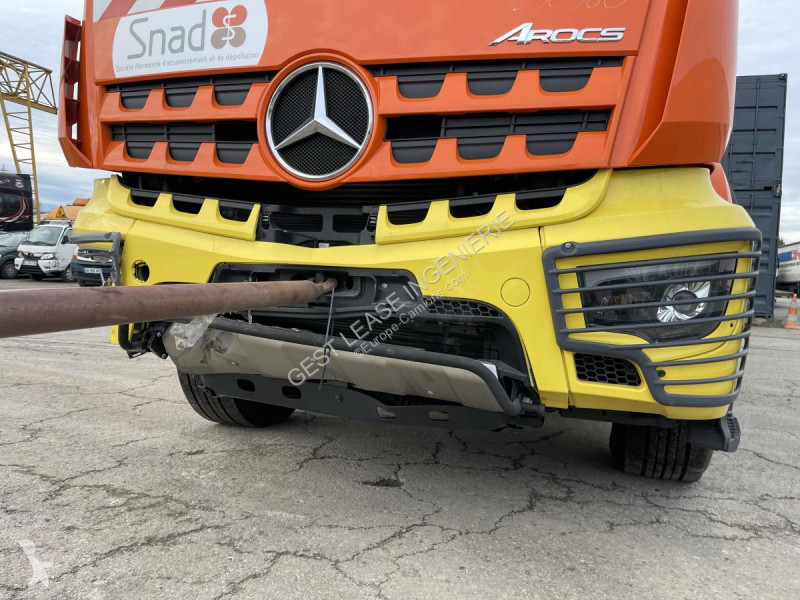 آلة لصيانة الطرق Mercedes  ACTROS 3343