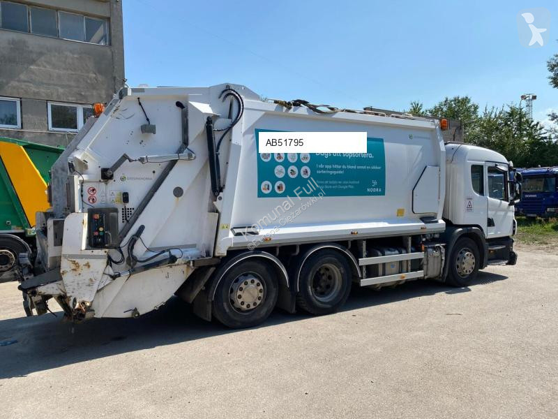 Engin de voirie Scania N3 V 20H25