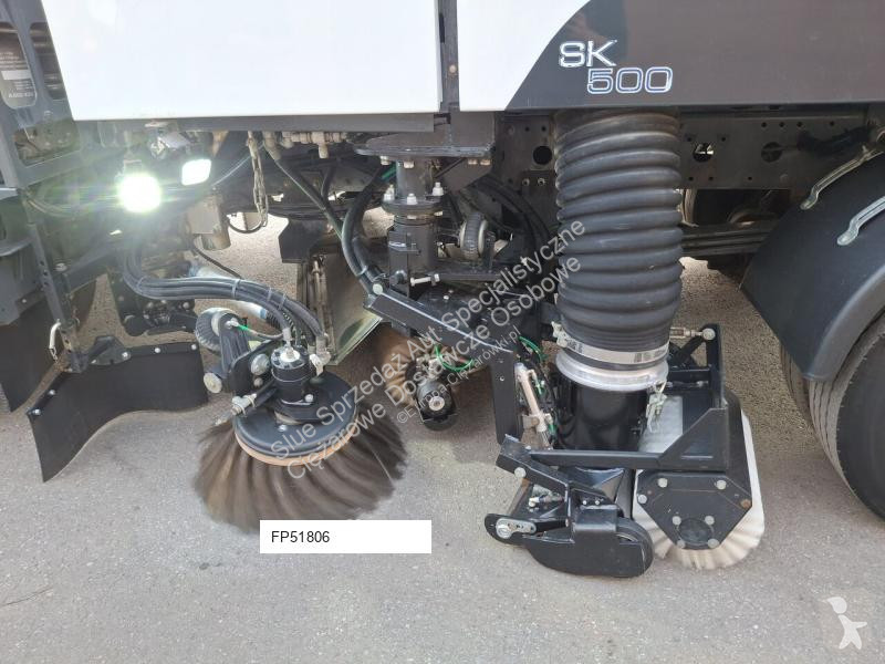 آلة لصيانة الطرق Mercedes SK500