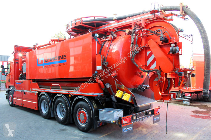 Komunálne vozidlo Scania R560 V8 8x4 Kroll 20m³...