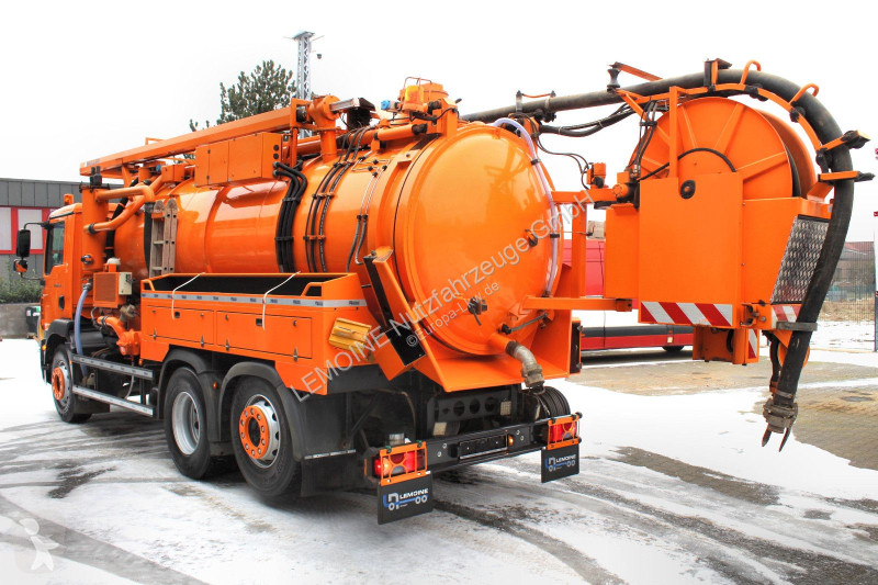 Engin de voirie MAN 26.340 6x2 Müller 13m³ Saug...