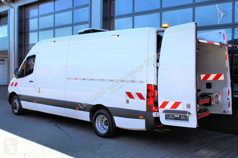 Komunálne vozidlo Mercedes 516 CDI 2018 IBAK...