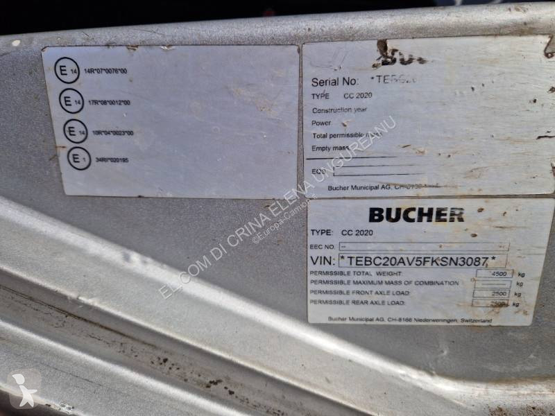 آلة لصيانة الطرق Bucher Schoerling