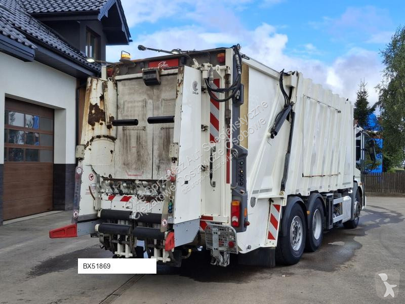 آلة لصيانة الطرق Mercedes press 522 Zoeller