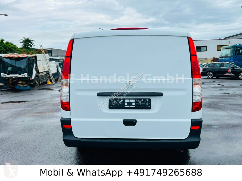 آلة لصيانة الطرق Mercedes Kasten 111 CDI lang...