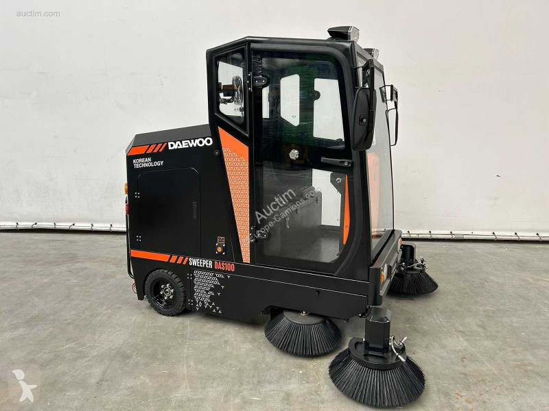 Komunálne vozidlo Daewoo das100 veegmachine