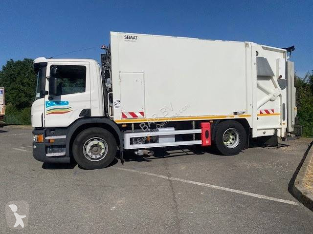 آلة لصيانة الطرق Scania