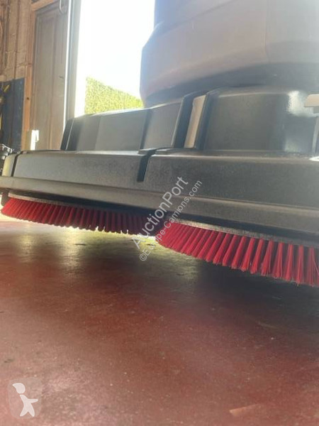 Engin de voirie Kärcher B 120 W BP