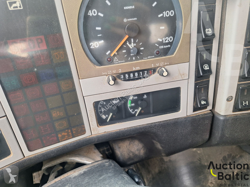 Vehículo de limpieza viaria MAN 200