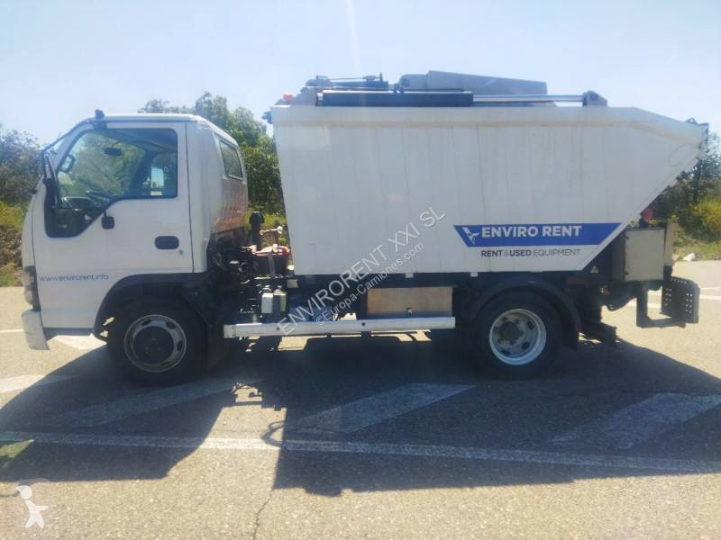 Vehículo de limpieza viaria Isuzu