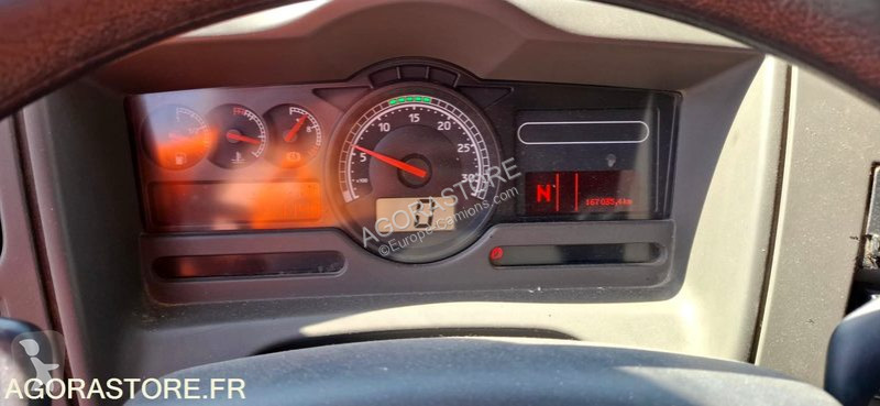 Vehículo de limpieza viaria Renault PREMIUM