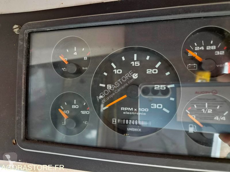 Коммунальная техника  Ravo CR450