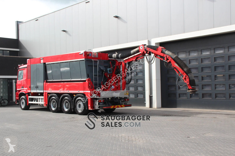 Gemeentevoertuig Mercedes 3251 RSP SAUGBAGGER 2020