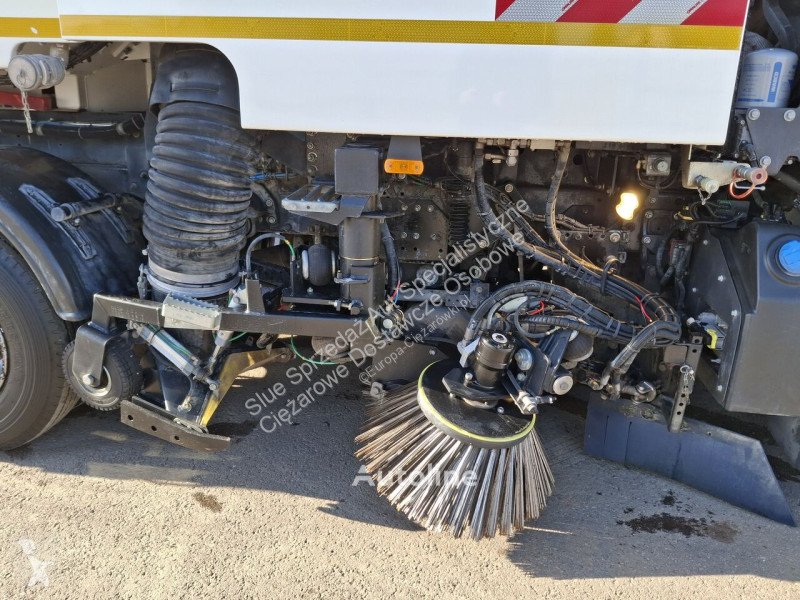 آلة لصيانة الطرق Renault Semat Zoeller