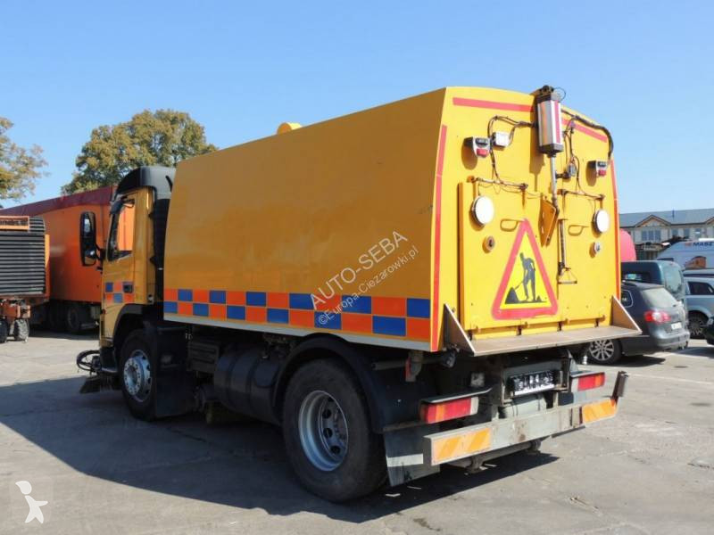 Utilaje pentru drumuri Volvo