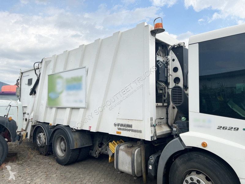 آلة لصيانة الطرق Mercedes Econic 2629 L/NLA...