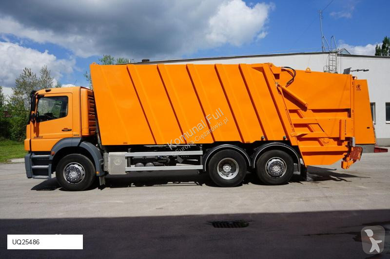 Silniční stroje Mercedes VARIOPRESS 524