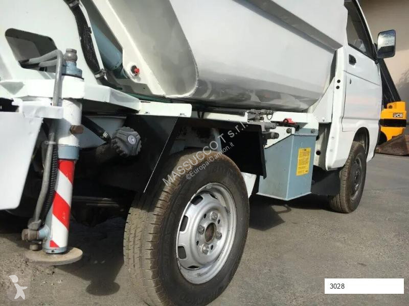 Silniční stroje Piaggio PORTER