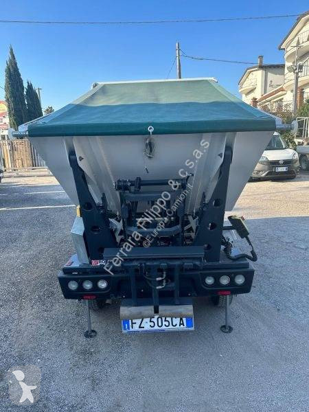Veículo de limpeza / sanitário de estrada Piaggio