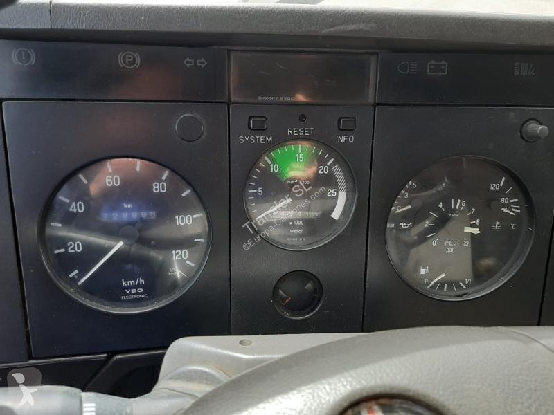 Utilaje pentru drumuri Mercedes
