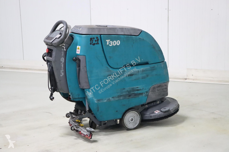 Silniční stroje Tennant T300