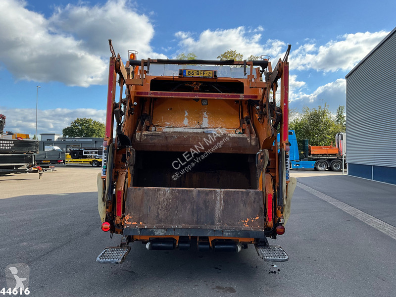 Silniční stroje Volvo 330 Euro 6 Zoeller 25m³