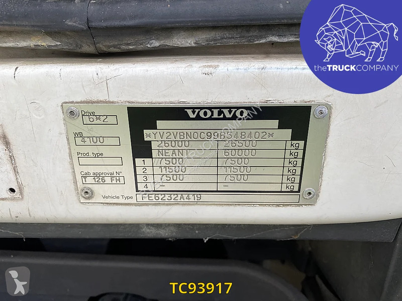 Utilaje pentru drumuri Volvo 320