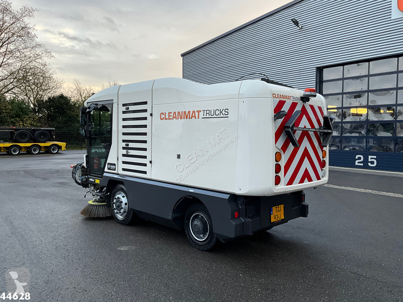 Vägmaskiner Ravo 540 Euro 6 with 3-rd brush