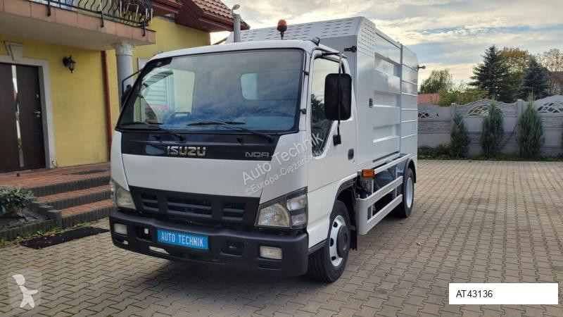 Silniční stroje Isuzu