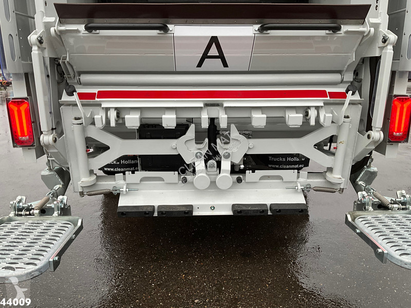 Silniční stroje Mitsubishi 9C18 Zoeller 7m³