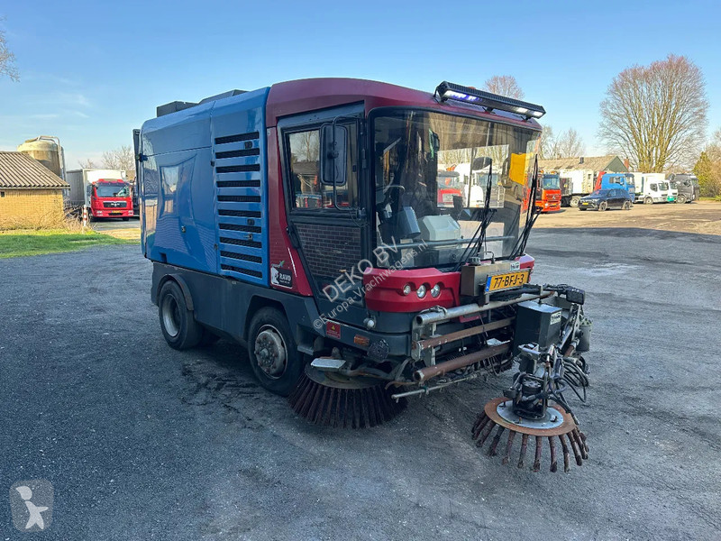 Vägmaskiner Ravo 580 VEEGMACHINE/SWEEPER!!