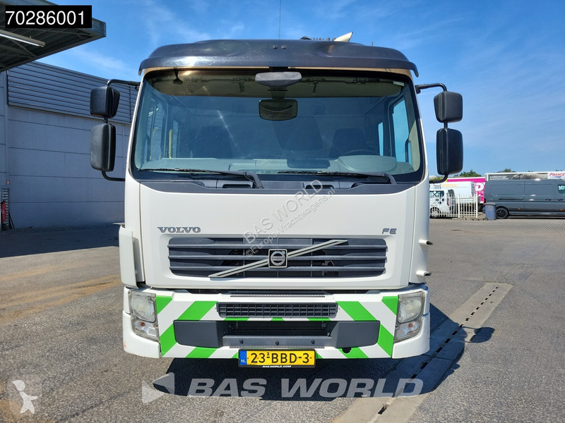 Utilaje pentru drumuri Volvo FE 300 6X2 -Truck...