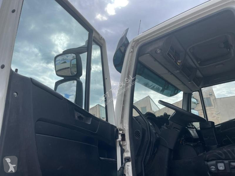 Utilaje pentru drumuri Iveco 330