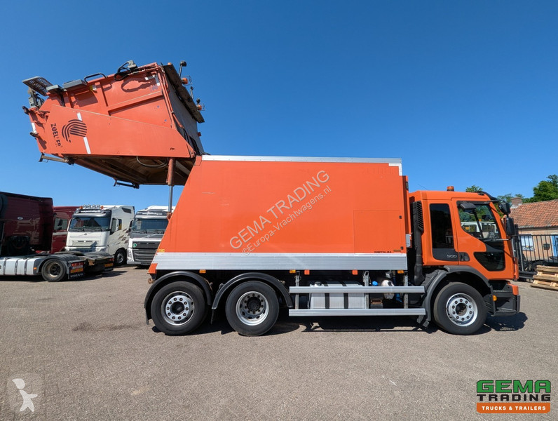 Utilaje pentru drumuri Volvo 300 EEV 6x2/4...