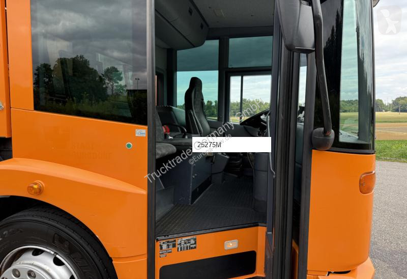 Silniční stroje Mercedes 2633