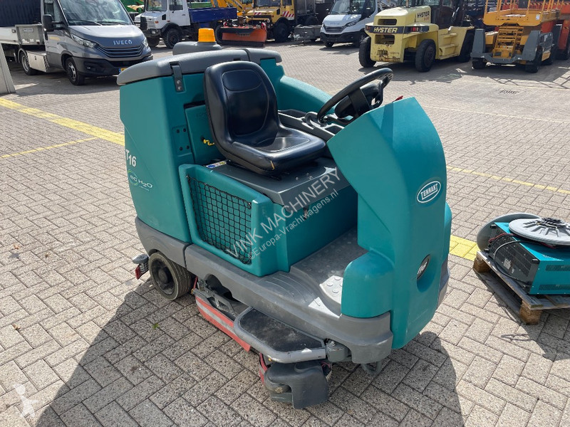 Gemeentevoertuig Tennant T 16