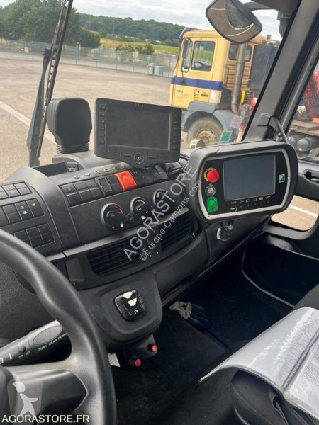 Utilaje pentru drumuri Iveco 190 EL